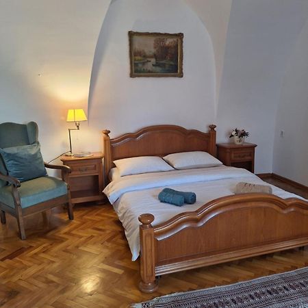 Classy View - Panoramic Sibiu Suite ภายนอก รูปภาพ