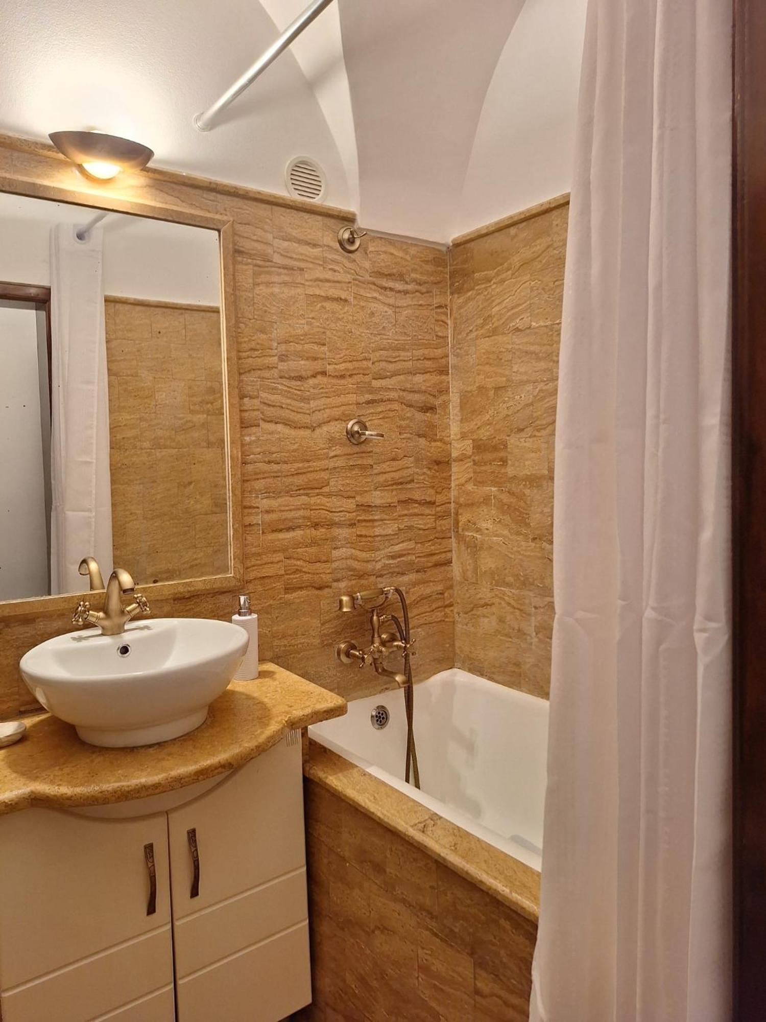 Classy View - Panoramic Sibiu Suite ภายนอก รูปภาพ